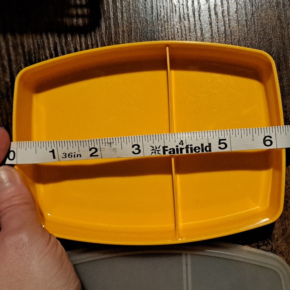 Vintage Tupperware Container - Picture 3 of 6